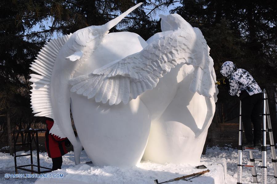 CHINA-HEILONGJIANG-ESCULTURA DE NIEVE