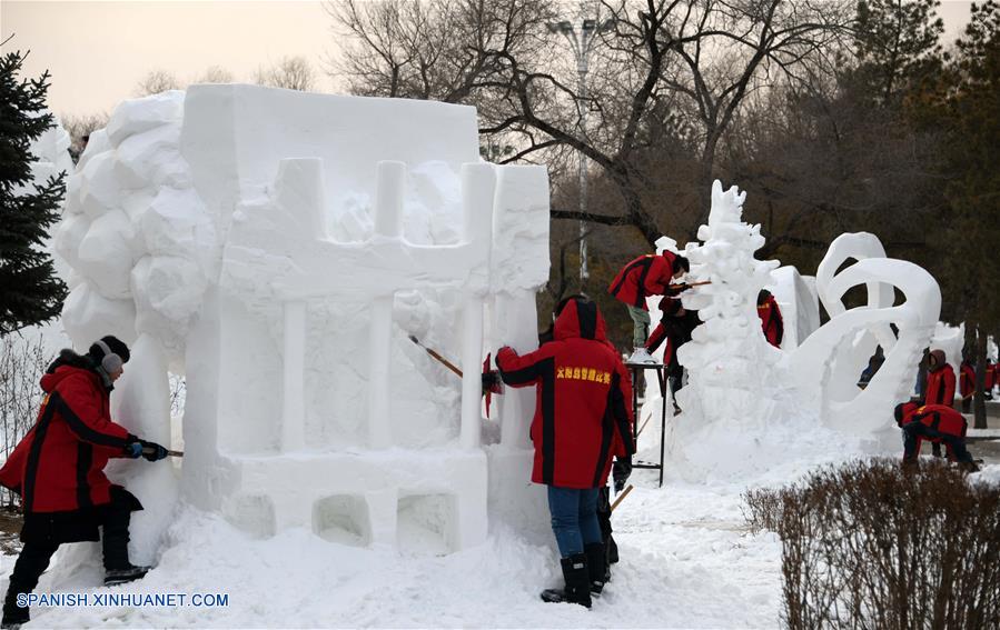 CHINA-HEILONGJIANG-ESCULTURA DE NIEVE