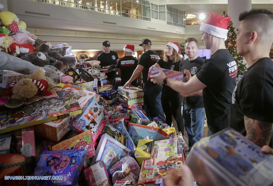 CANADA-VANCOUVER-JUGUETES-DONACION