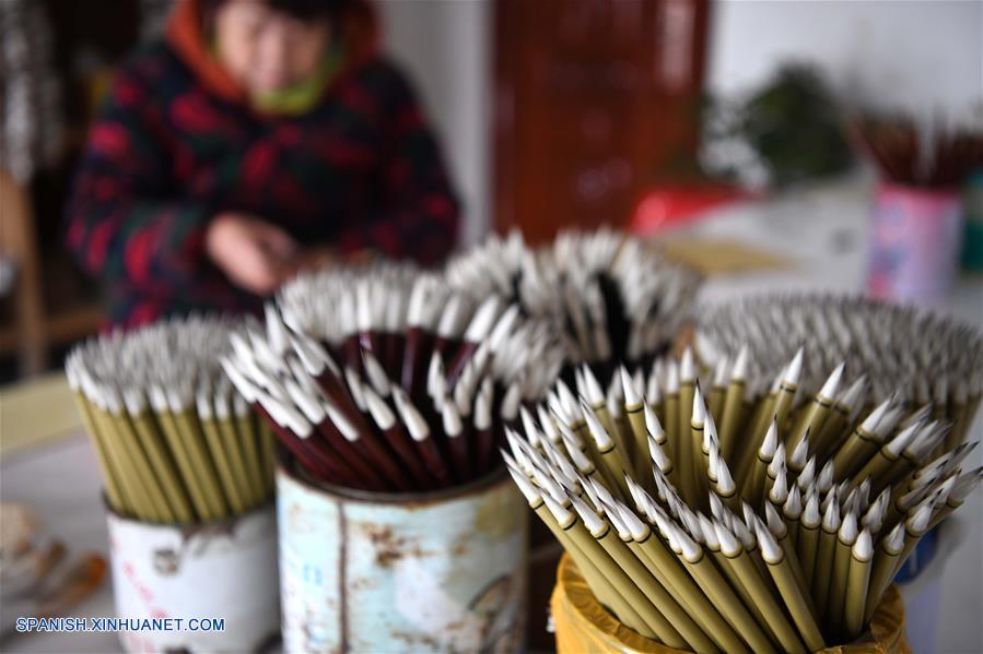 CHINA-ANHUI-PINCEL DE TINTA XUAN-FABRICACION