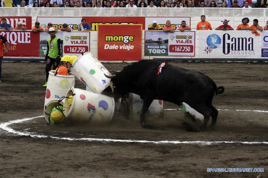 COSTA RICA-SAN JOSE-FIESTAS DEL ZAPOTE