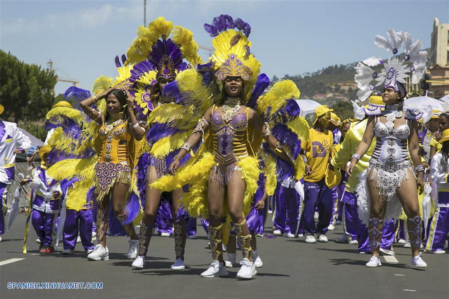 SUDAFRICA-CIUDAD DEL CABO-DESFILE DEL JUGLAR-CELEBRACION