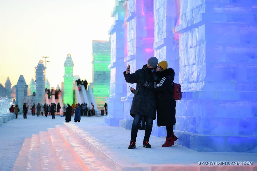CHINA-HEILONGJIANG-FESTIVAL DE HIELO Y NIEVE