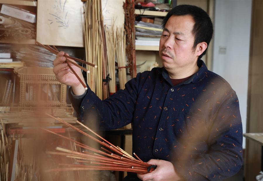 CHINA-HEBEI-ARTESANIAS DE PAJA