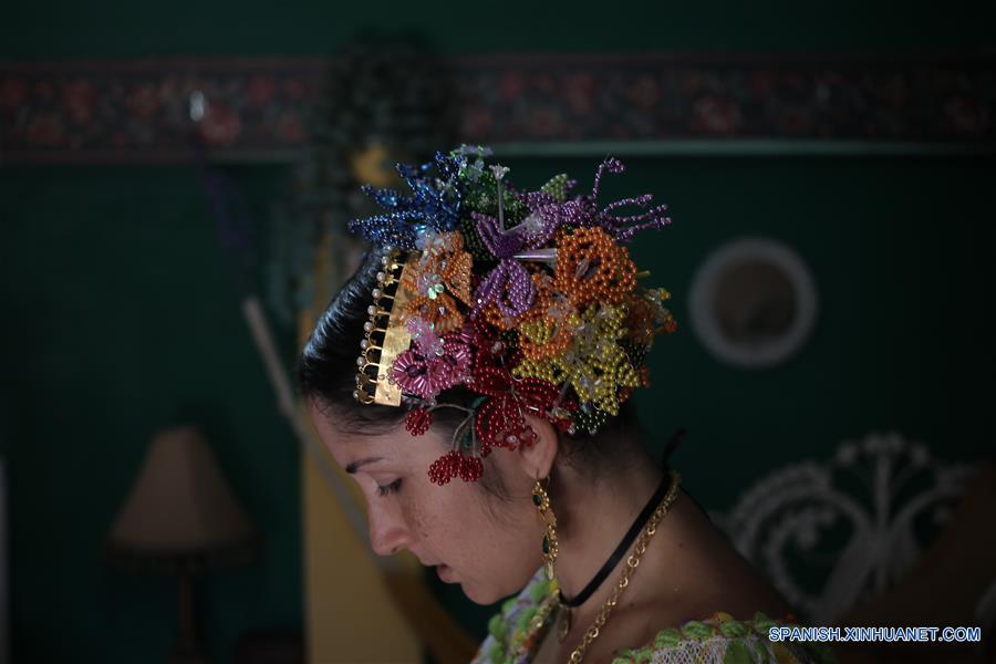 PANAMA-LAS TABLAS-DESFILE DE LAS MIL POLLERAS