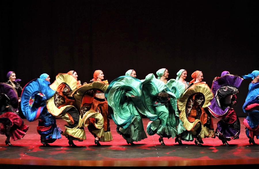 KUWAIT-HAWALLI-UCRANIA-DANZA