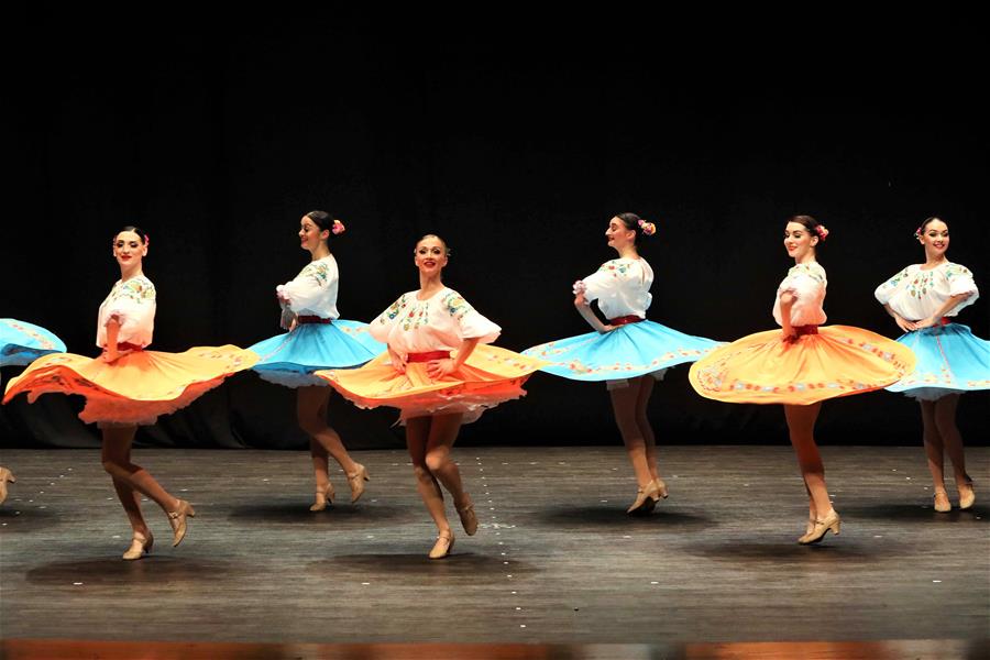 KUWAIT-HAWALLI-UCRANIA-DANZA