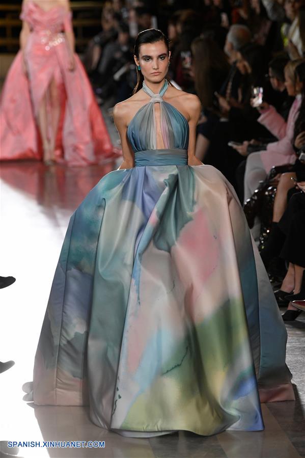 de la colección Primavera/Verano 2019 de la Semana de la Moda de Alta Costura de París | Spanish.xinhuanet.com