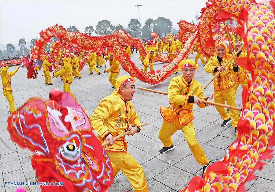 CHINA-JIANGXI-FESTIVAL DE PRIMAVERA-COSTUMBRE TRADICIONAL