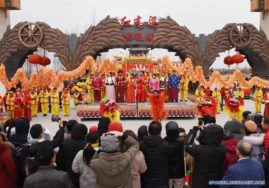 CHINA-SHANDONG-FERIA DE TEMPLO