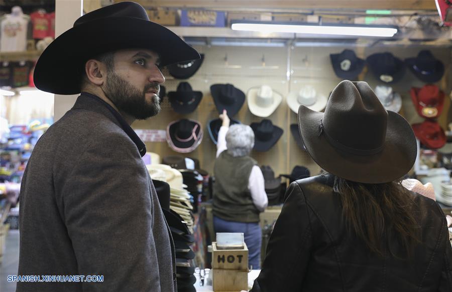 EEUU-HOUSTON-EXPOSICION DE GANADO-SOMBREROS-SERIE