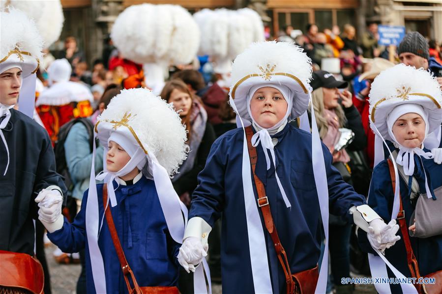 BELGICA-BINCHE-SOCIEDAD-CARNAVAL