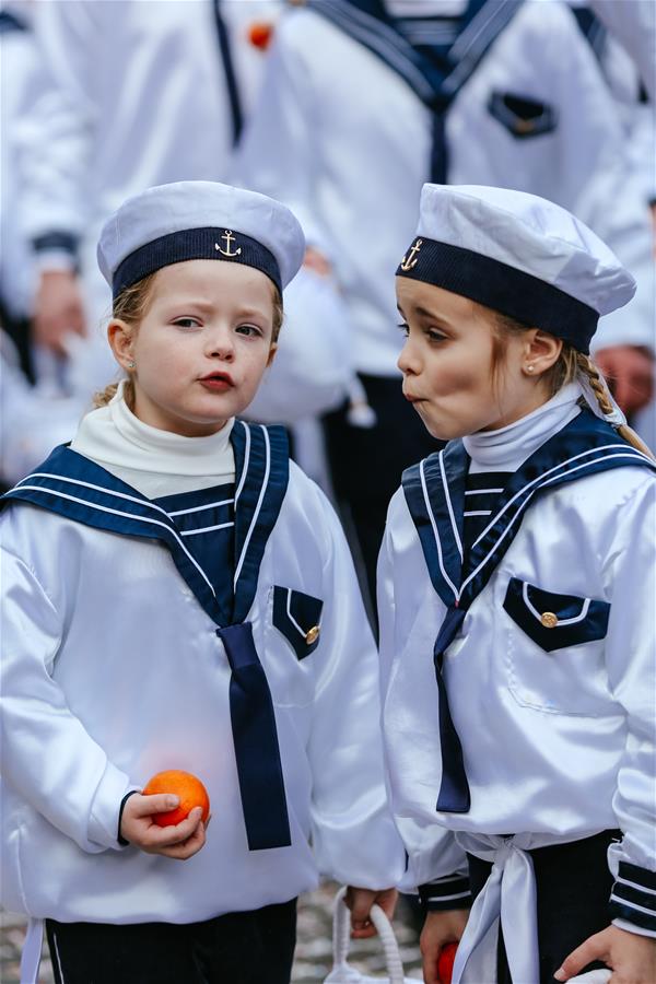 BELGICA-BINCHE-SOCIEDAD-CARNAVAL