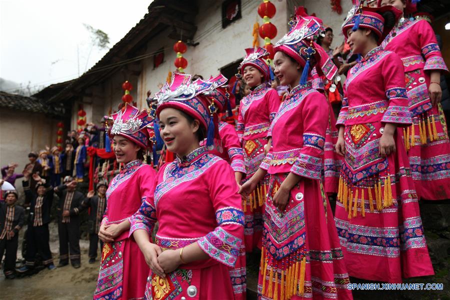 CHINA-GUANGXI-BODA TRADICIONAL