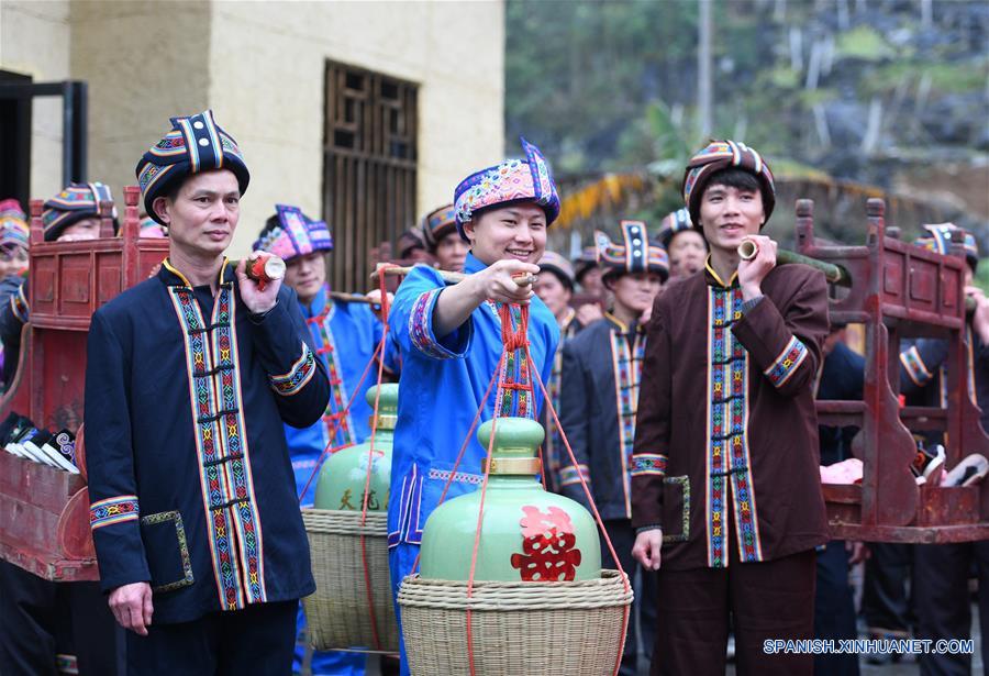 CHINA-GUANGXI-BODA TRADICIONAL