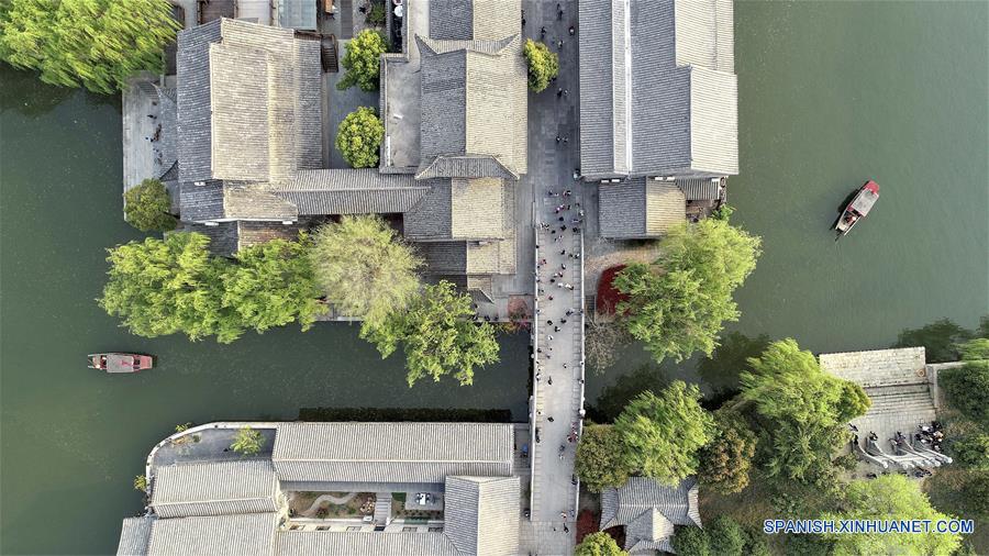 CHINA-SHANDONG-QINGMING-VACACIONES-TIEMPO LIBRE-TURISMO