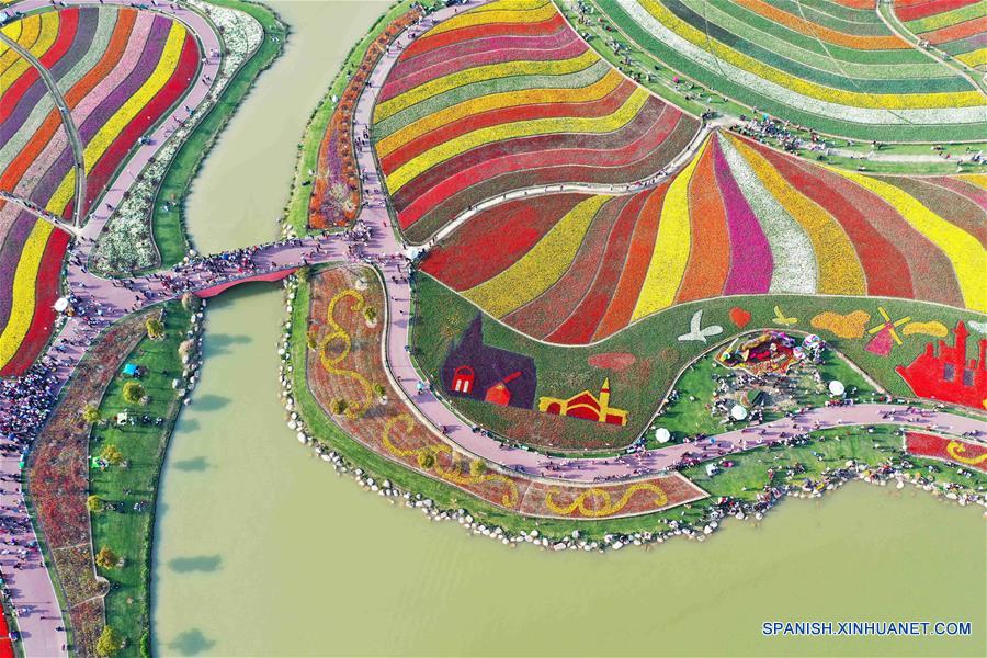 CHINA-JIANGSU-QINGMING-VACACIONES-TIEMPO LIBRE-TURISMO