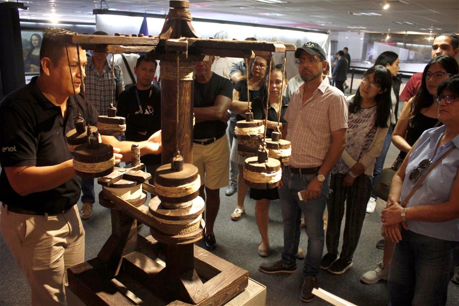 PERU-LIMA-DA VINCI-EXPOSICION