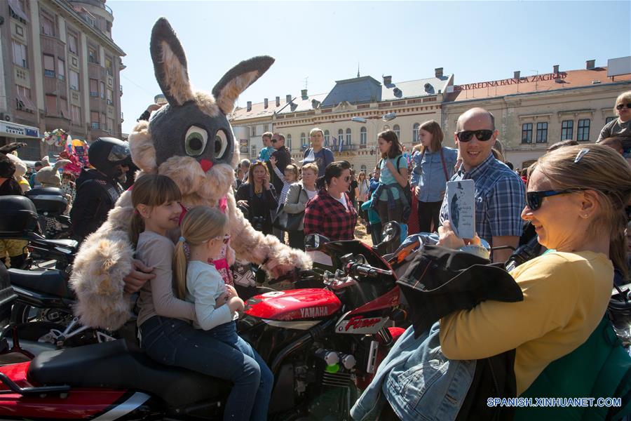 CROACIA-OSIJEK-CELEBRACION-PASCUA