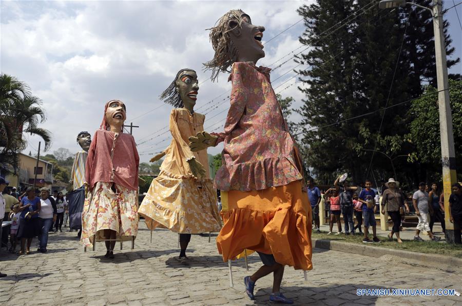 HONDURAS-CANTARRANAS-FESTIVAL