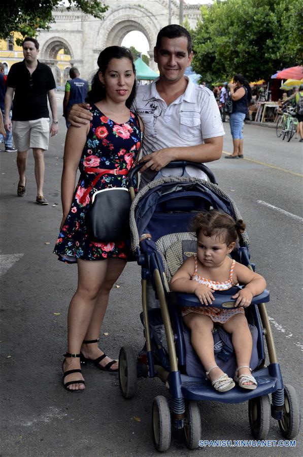 CUBA-HABANA-DIA DE LAS MADRES