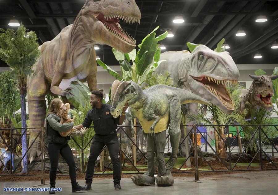 CANADA-VANCOUVER-EXHIBICION-CRUZADA JURASICA