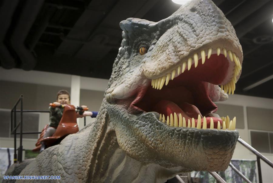 CANADA-VANCOUVER-EXHIBICION-CRUZADA JURASICA