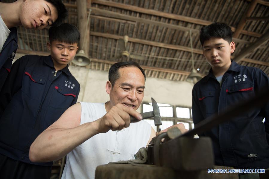 CHINA-ZHEJIANG-ESPADAS
