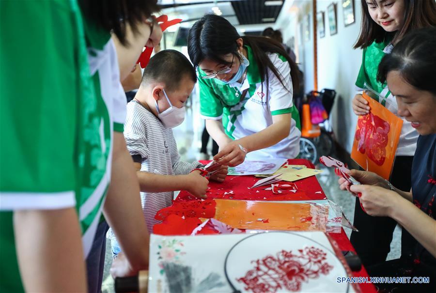 CHINA-BEIJING-NIÑOS-ENFERMEDADES DE LA SANGRE-DIA DEL NIÑO