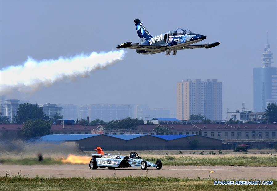 CHINA-HENAN-DEPORTES AEREOS-ESPECTACULO