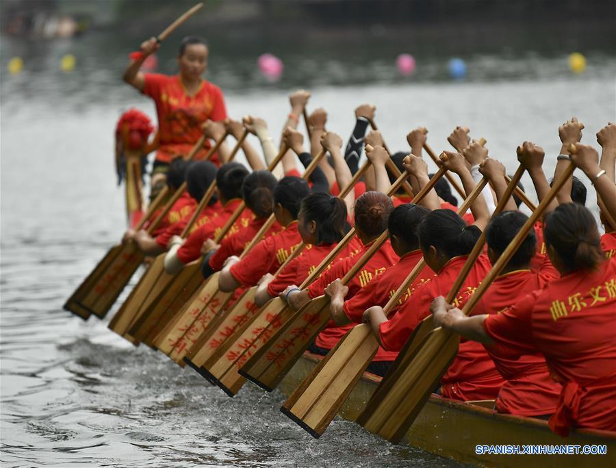 CHINA-HUNAN-FESTIVAL DEL BOTE DE DRAGON