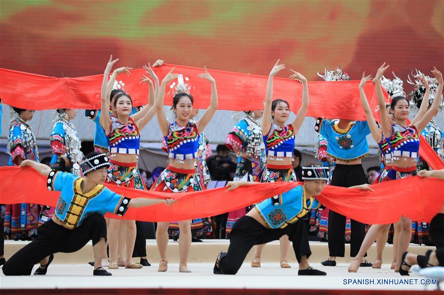 CHINA-HUNAN-FESTIVAL DEL TAMBOR