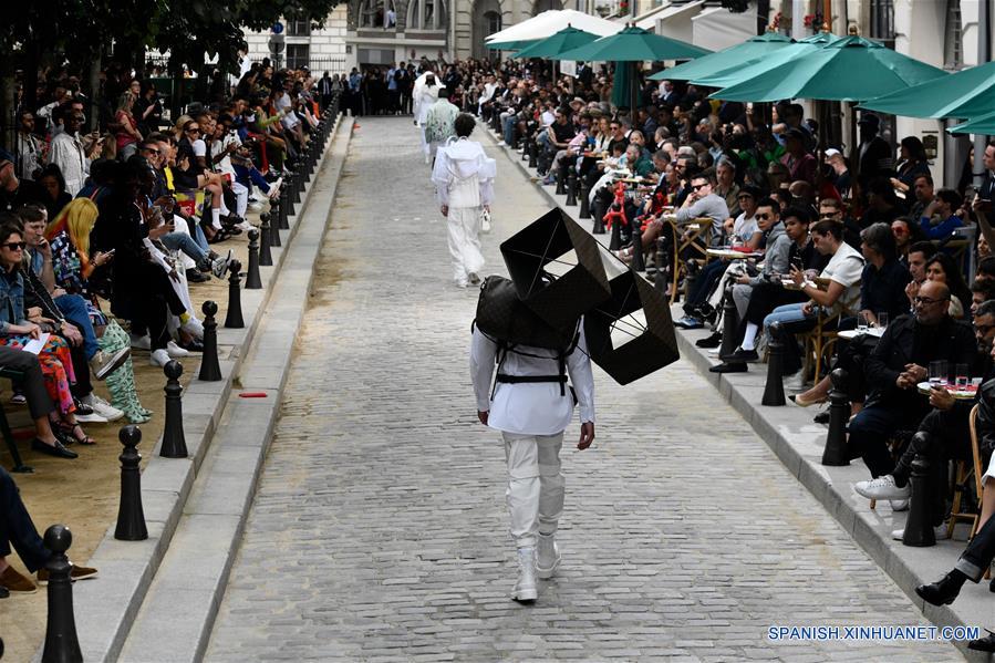 FRANCIA-PARIS-SEMANA DE LA MODA-LOUIS VUITTON