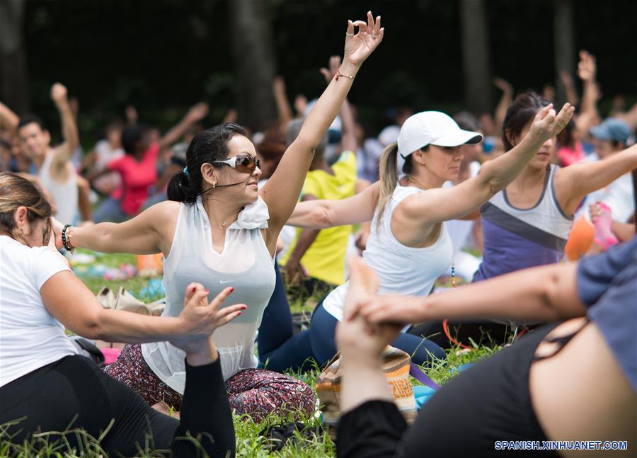 VENEZUELA-CARACAS-DIA INTERNACIONAL DEL YOGA