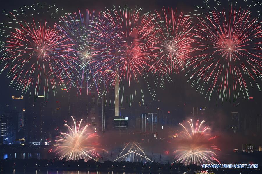 CHINA-HUNAN-EXPOSICION ECONOMICA Y COMERCIAL CHINA AFRICA-FUEGOS ARTIFICIALES