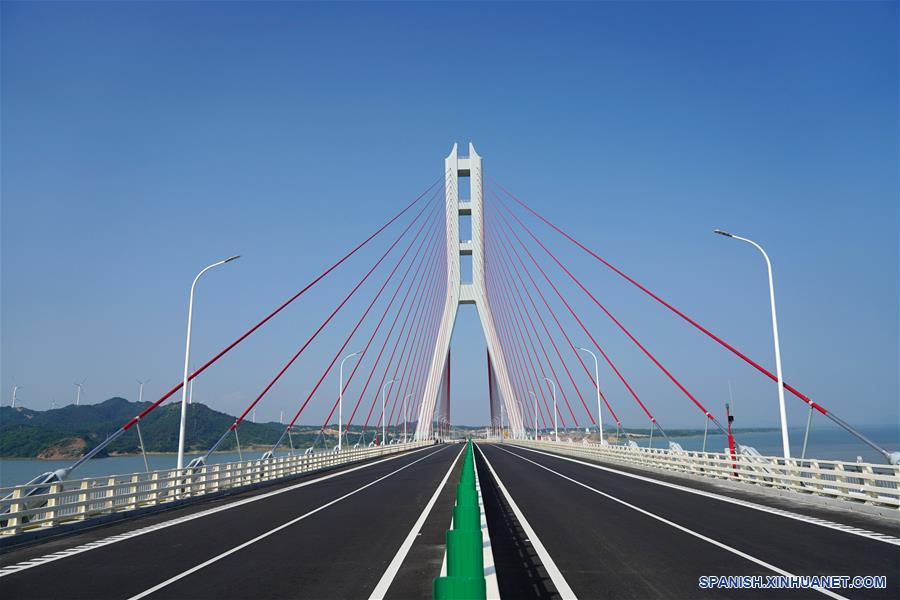 CHINA-JIANGXI-LAGO POYANG-PUENTE-APERTURA