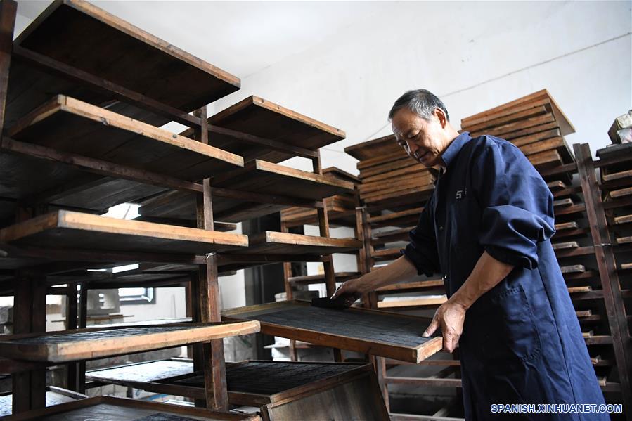 CHINA-ANHUI-TINTA DE HOLLIN DE ACEITE TRADICIONAL HECHA A MANO-SERIE 
