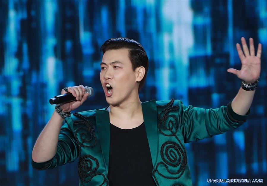 BIELORRUSIA-VITEBSK-BAZAR ESLAVO-CONCURSO DE CANTO