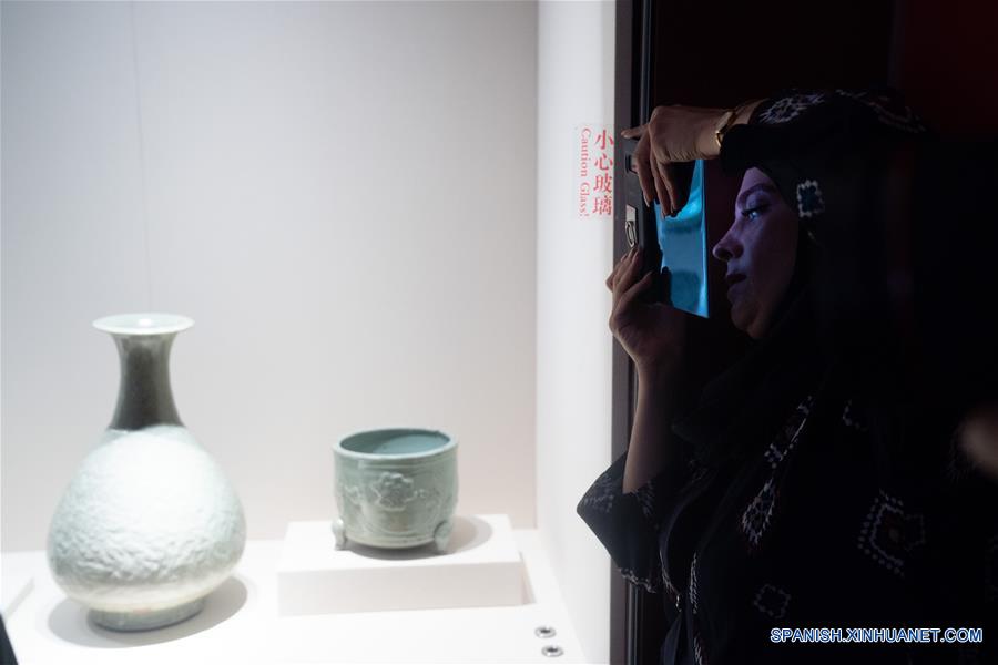 CHINA-BEIJING-EXPOSICION-CERAMICA