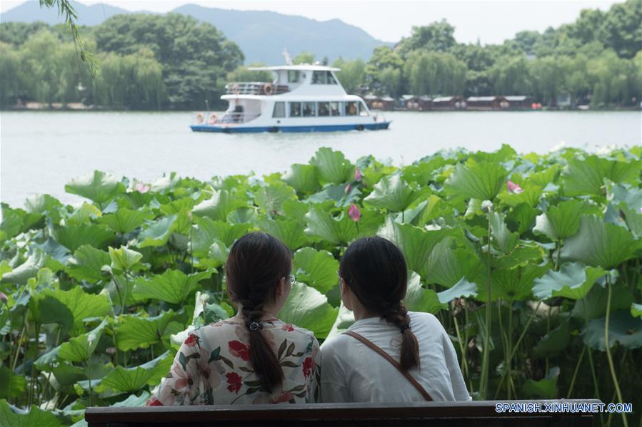 CHINA-ZHEJIANG-OLA DE CALOR