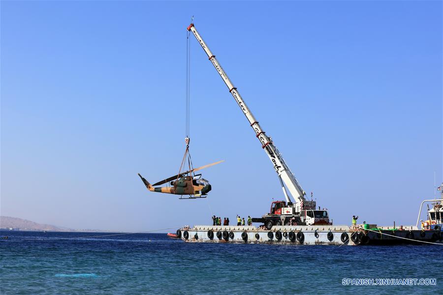 JORDANIA-AQABA-MAR ROJO-MUSEO SUBMARINO-SERIE