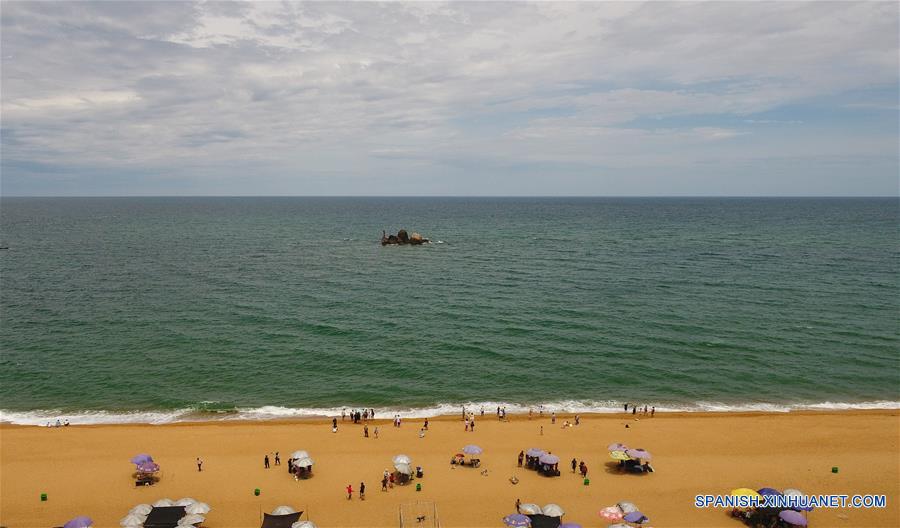 CHINA-HAINAN-VERANO-TURISMO