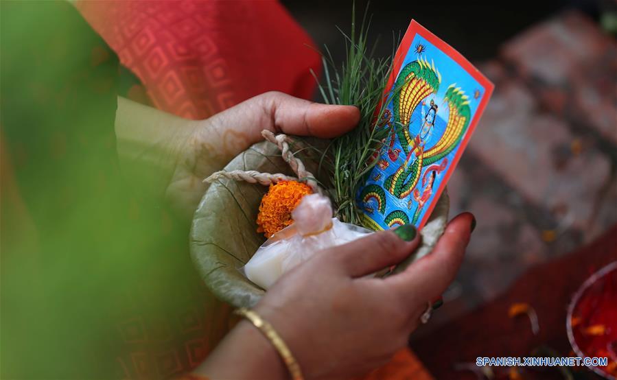 Celebración de Nag-Panchami en Katmandú
