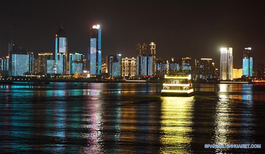 CHINA-JIANGXI-VISTA NOCTURNA