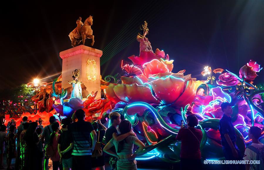 CHINA-SHAANXI-VISTA NOCTURNA-TURISMO