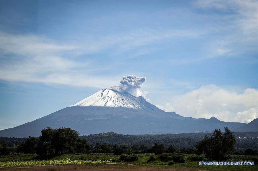 MEXICO-CHOLULA-VOLCAN POPOCATEPETL