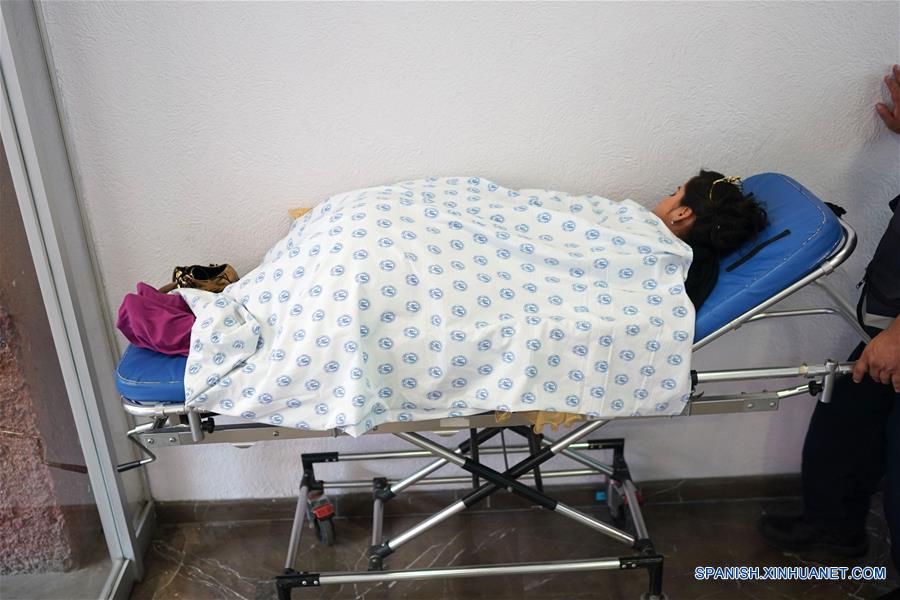 MEXICO-CIUDAD DE MEXICO-HOSPITAL-QUINCEA&Ntilde;ERAS