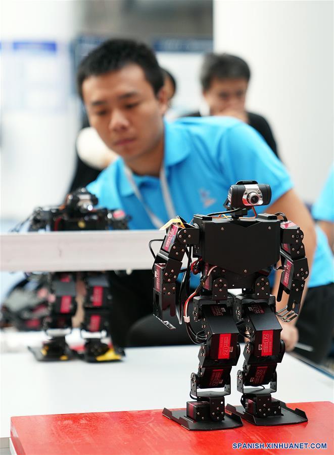 El Concurso Internacional de Robots Autónomos que Caminan 2019 |