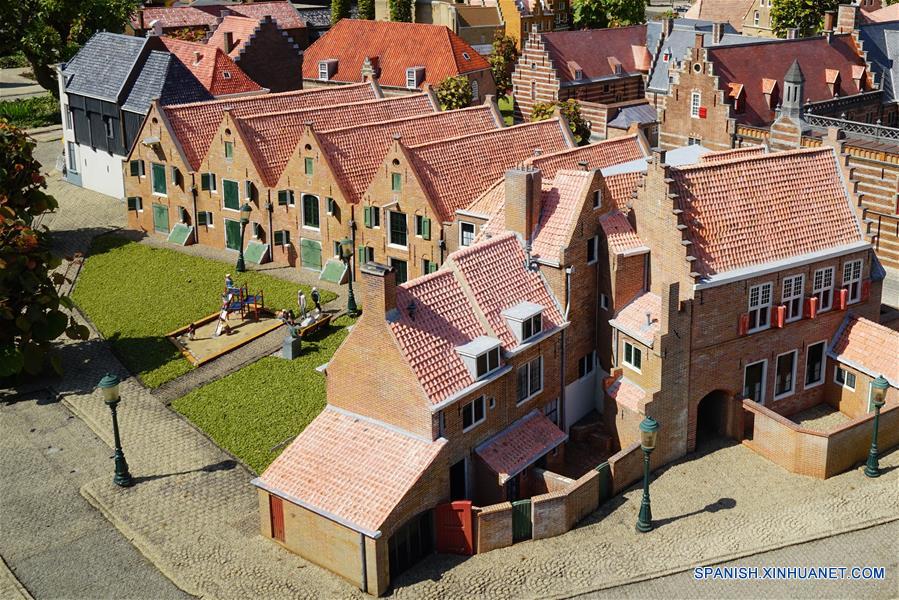 HOLANDA-LA HAYA-PARQUE MADURODAM