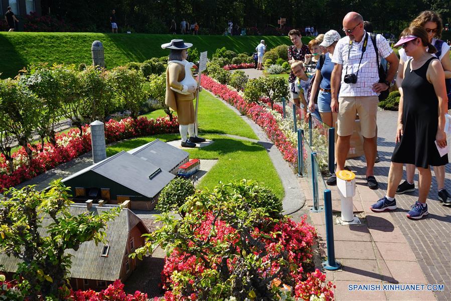HOLANDA-LA HAYA-PARQUE MADURODAM